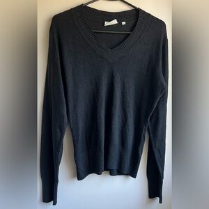 EUC ICO Uniforms Men’s Black V-Neck Sweater